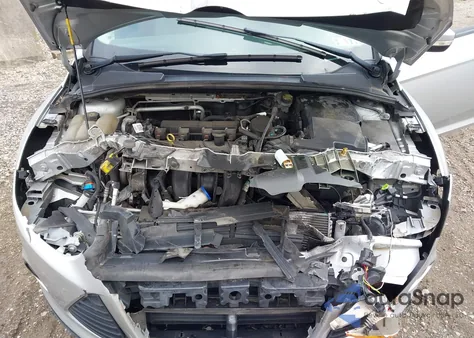 2014 Ford Focus Se from USA, damaged, VIN 1FADP3F2XEL217056